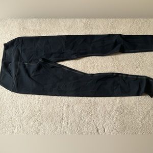 ALO YOGA Black Camouflage Leggings